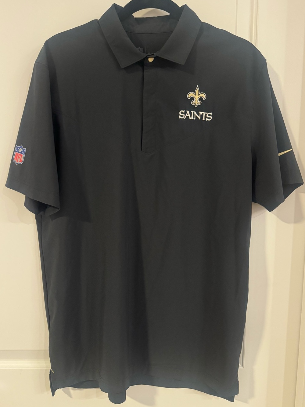 Nike Dri-Fit | NFL New Orleans Saints Black Polo with Gold Fleur-de-lis Size M